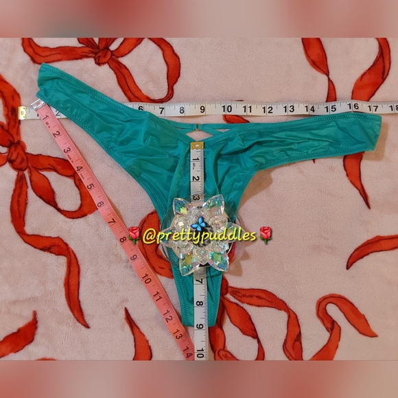 💚 XXL VS Very Sexy Strappy Back High-Leg Thong Panty 💚 - Picture 8 of 16